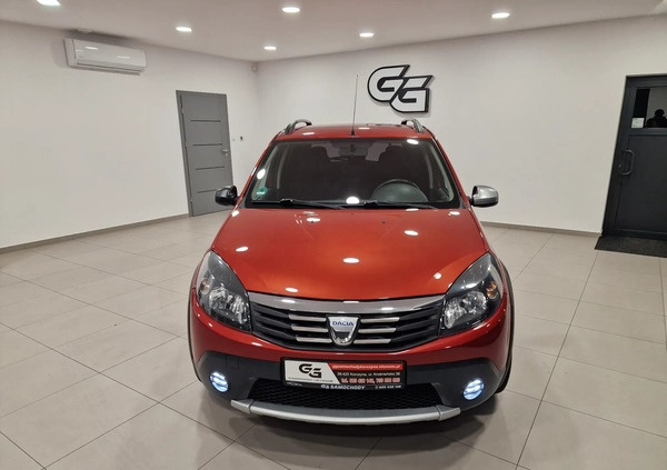 Dacia Sandero Stepway cena 24900 przebieg: 126000, rok produkcji 2010 z Lubniewice małe 211